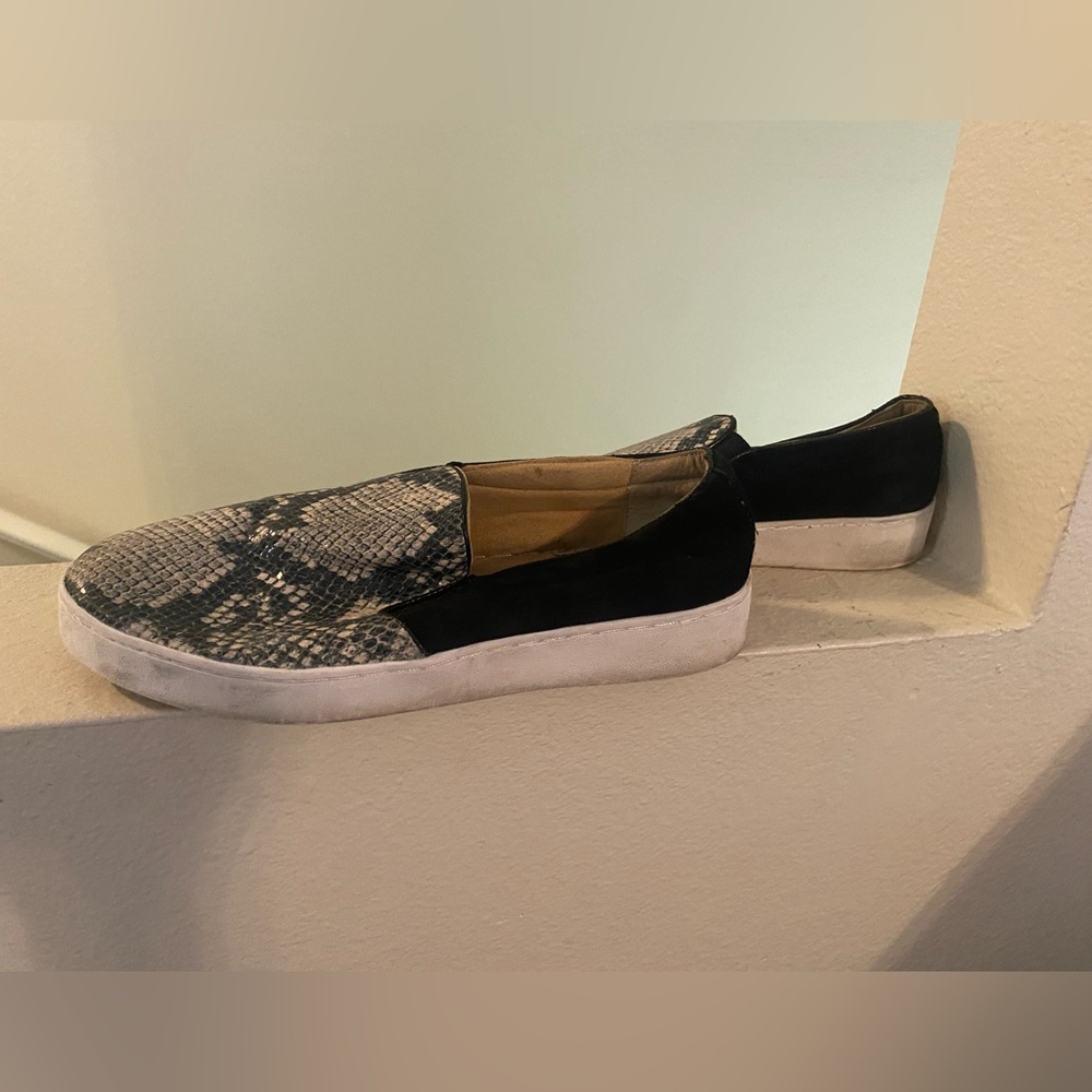 Vionic. Women’s Slip-On Sneakers with Snakeskin Print and Black Suede. 6.5.